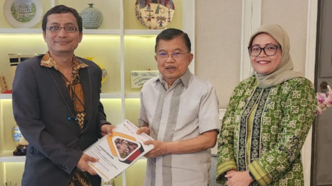 Jusuf Kalla saat menerima kunjungan dari UMY