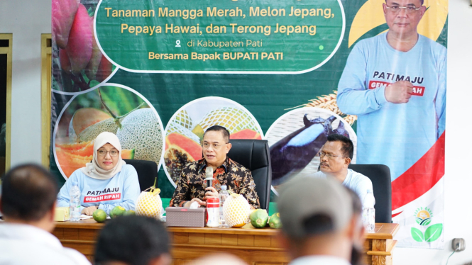 Pemkab Pati fasilitas petani permodalan dan pemasaran buah unggulan.