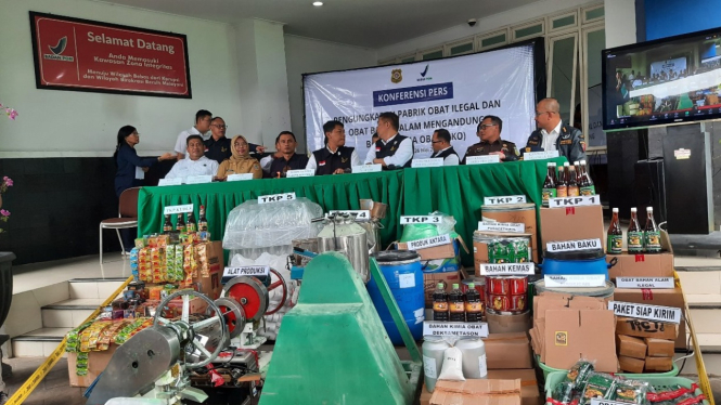 Barang bukti jamu illegal disita BPOM dan polisi di Kudus dan Klaten