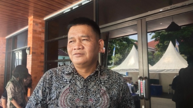 Direktur Utama PUDAM Tirta Lawu Prihanto