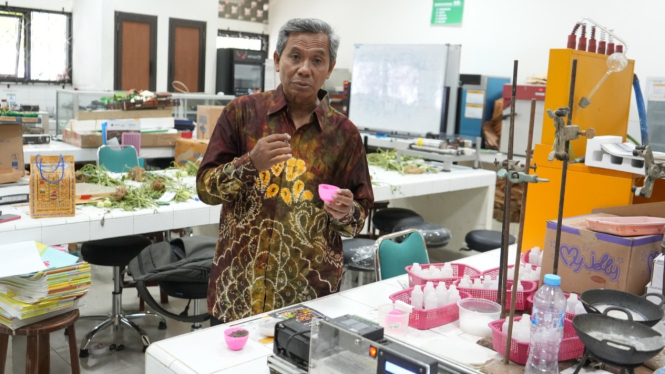 Dr Ir Gatot Supangkat kembangkan pupuk cair