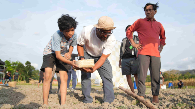 Proses syuting "Seribu Bayang Purnama"