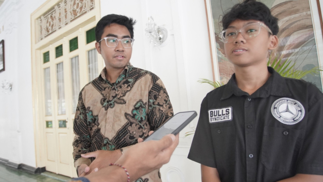 Atlet Gokart DIY Bimo Adji dan Evan Dhanaswara
