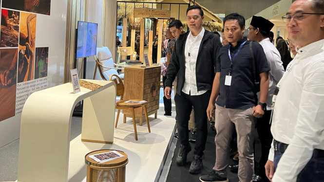 Kebijakan pajak Amerika berdampak industri mebel Jepara menurun.