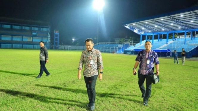 Bupati Kudus lakukan perbaikan stadion jelang verifikasi dari PT LIB.