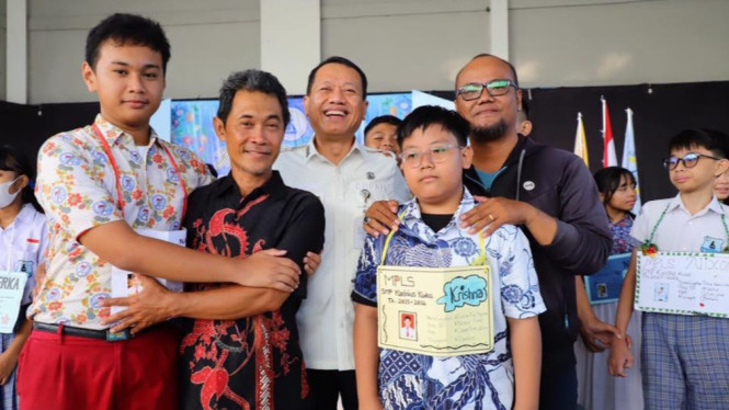 Kehadiran Bupati Samani di SMPK kampanyekan sekolah ramah anak.