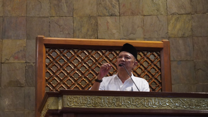 Prof Dr Aprinus Salam