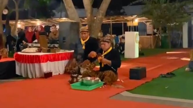 Jamasan Keris Pusaka Kiai Pamot