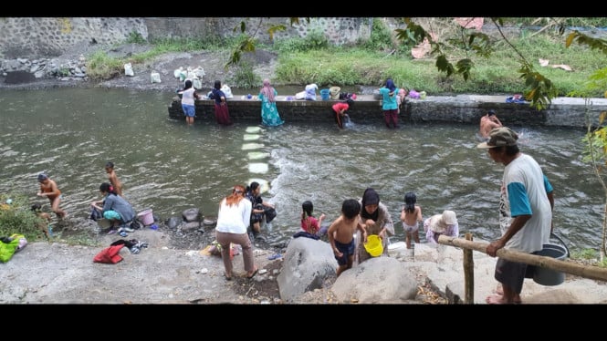 Bendung danawarih Tegal