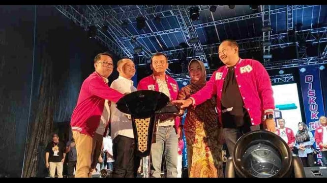 Ahmad Luthfi Resmikan Koperasi Merah Putih