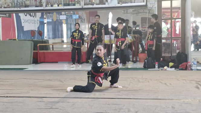 Salah satu pegiat kungfu Kudus saat latihan terakhir sebelum lomba