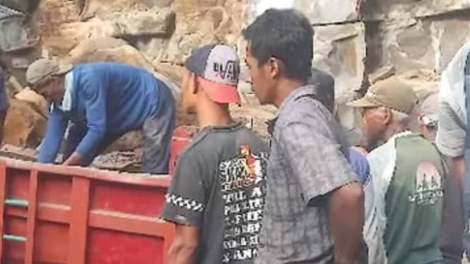 Korban tewas tertimpa longsoran batu di lokasi galian C illegal