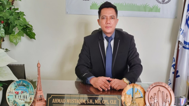 Ahmad Mustaqim, Kuasa Hukum Dosen UIN Purwokerto