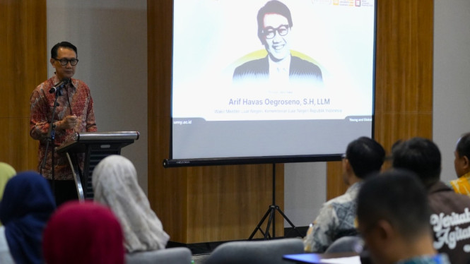 Wamenlu RI dalam kuliah umum di UMY