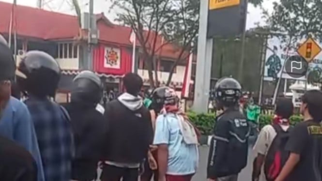 Demo Ojol Solo Ricuh