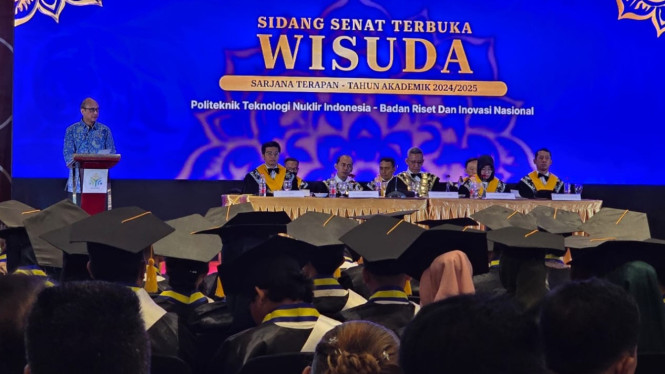 Wisuda Poltek Nuklir Yogyakarta