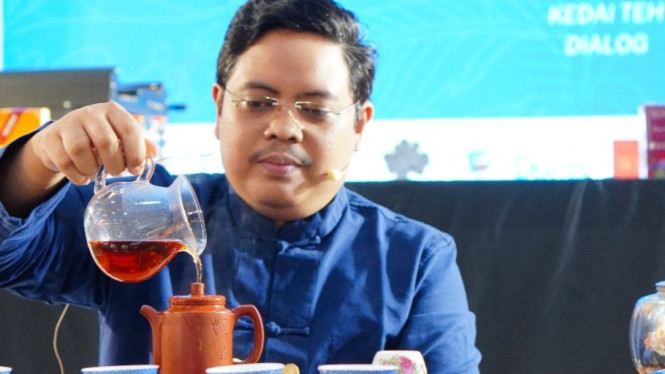 Merangkai Tradisi Teh Tiongkok