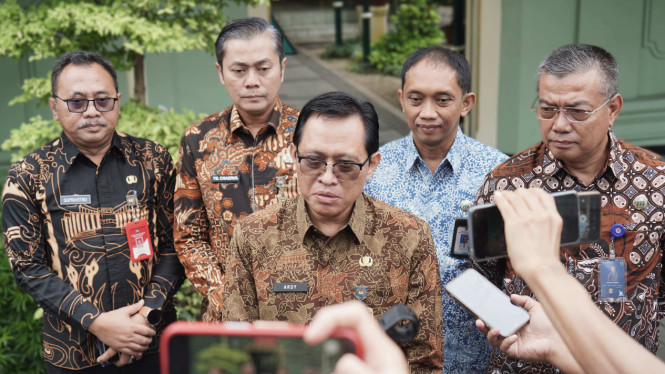 Dirjen Bangda Kemendagri Restuardy Daud