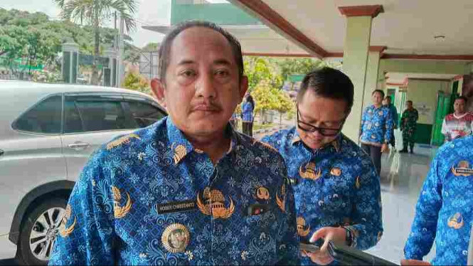 Bupati Karanganyar Rober Christanto