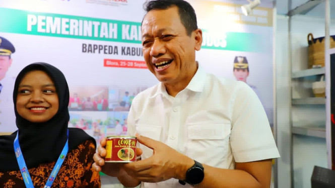 Salah satu inovasi produk karya pelajar Kudus di stand PIM Blora
