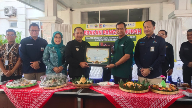 Bupati Karanganyar Rober Christanto di Hari Pangan