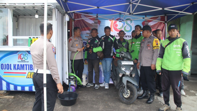 Kolaborasi Polisi dan Ojol Bikin Ekonomi Jalanan Lebih Hidup