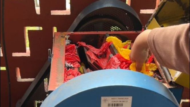 Energi Alternatif dari Sampah Plastik