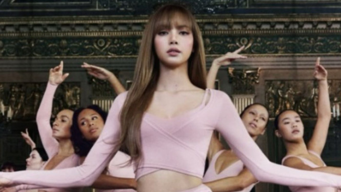 Lisa Blackpink kampanye NikeSKIMS