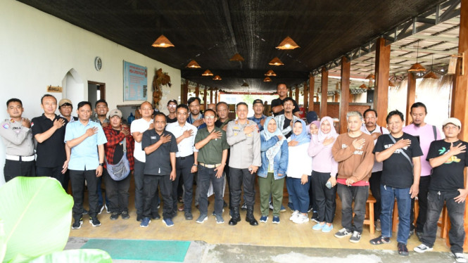 Sinergi Media dengan Kapolres Karanganyar yang baru