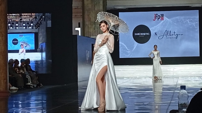 Karya Dari Diajeng X Alkatina dalam Jogja Fashion Parade 2026