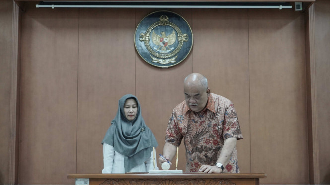KGPAA Paku Alam X serahkan Laporan Keuangan