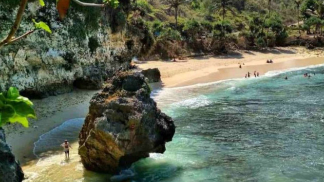Pantai Krokoh