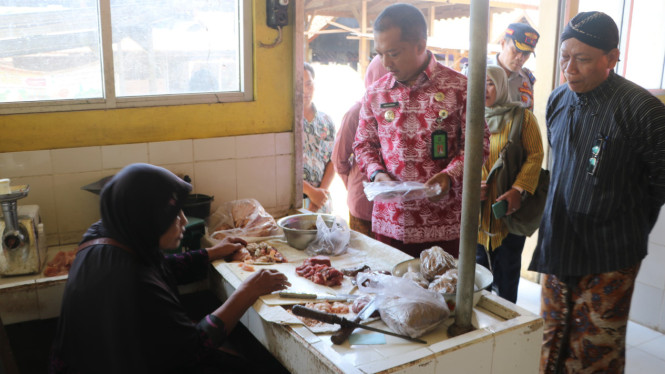 Pemantauan di pasar Kulonprogo