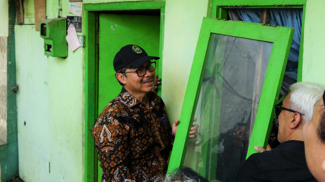 Walikota Yogya bersama UII rehab rumah layak huni