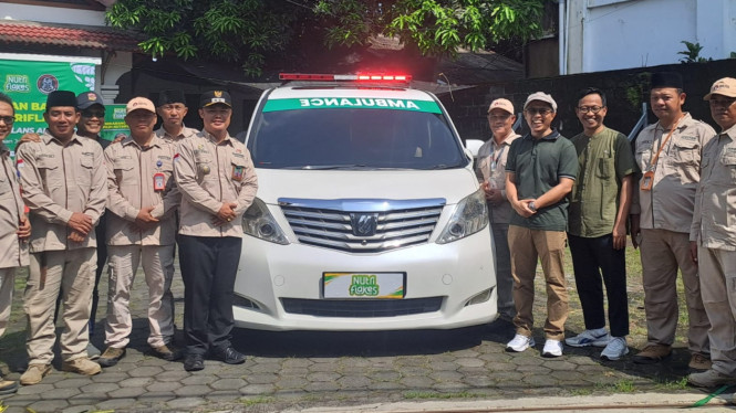 Ambulans Alphard sumbangan Nutriflakes