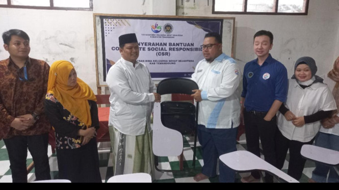 Penyerahan CSR ke Pondok Pesantren.
