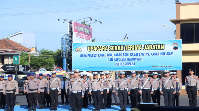 Upacara Serah terima Jabatan Polres Jepara Berganti, Dari Wakapolres Sampai Kasat Intel
