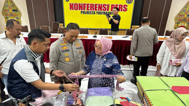 Menteri PPPA, Arifah Choiri Fauzi usai turun langsung menangani kasus Daycare Litle Aresha Yogya