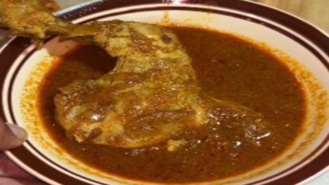 Ayam Kari Lestari