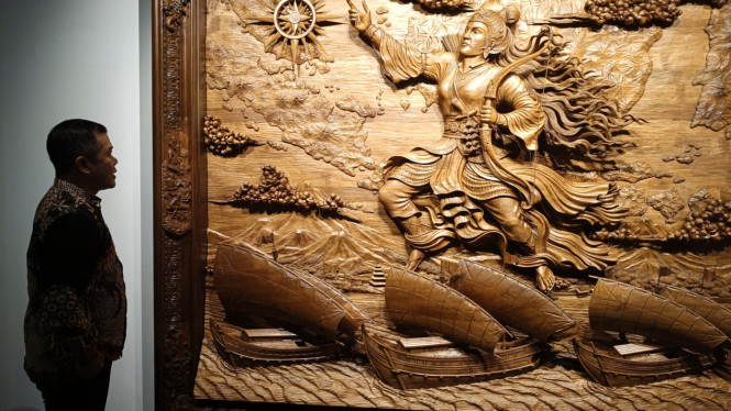 Ketua DPRD Jepara Agus Sutiana Saat Tinjau Langsung Mahakarya "TATAH JEPARA" di Museum Nasional