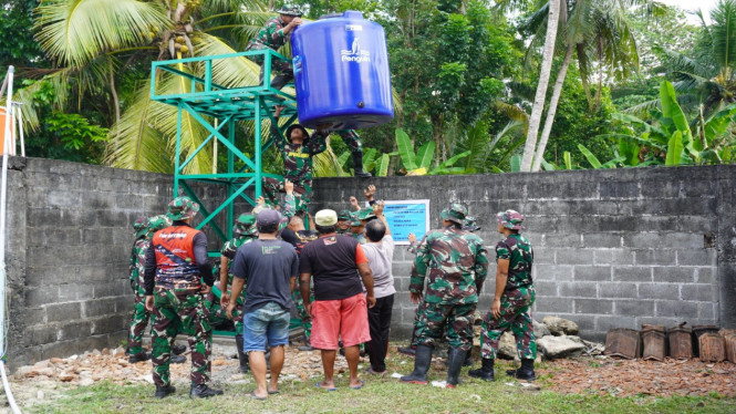 Pelaksanaan program TNI Manunggal Membangun Desa Reguler ke-128 di Kulonprogo