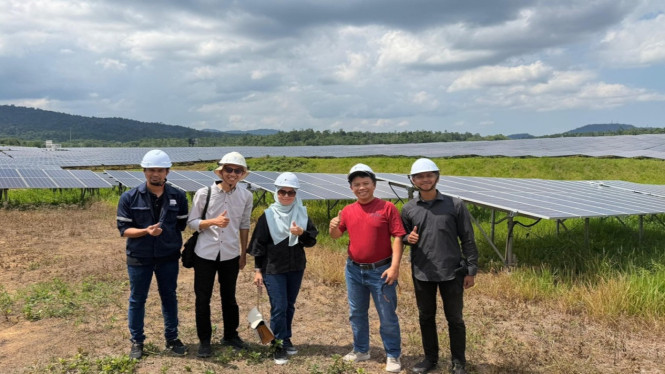 Pelaksanaan program agrivoltaic smart-farming di Desa Pandowoharjo, Sleman