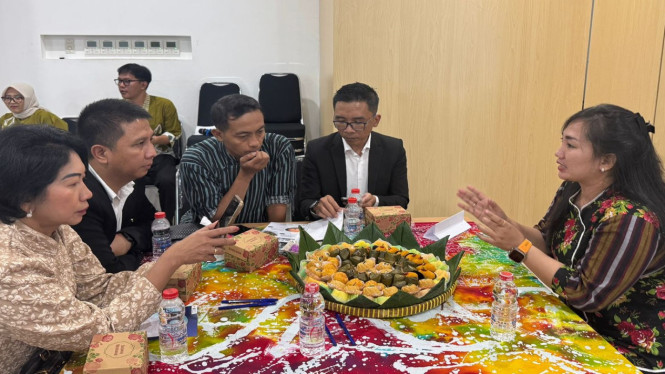 Business Matching Sentra Industri Snack dan Jajanan Pasar Kota Yogya