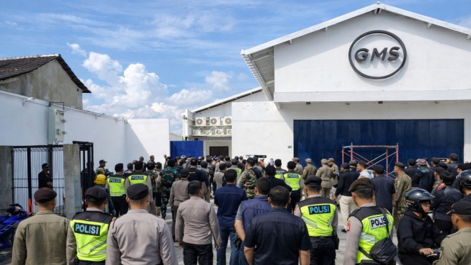 Gereja Misi Sejahtera mendapat pengawalan ketat dari aparat