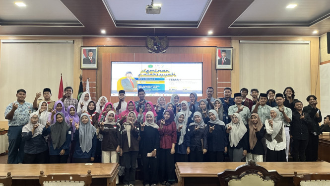 Mahasiswi Fakultas syariah dan Hukum (FSH) Universitas Islam Nahdlatul Ulama (UNISNU) Jepara menggelar Seminar Falakiyah