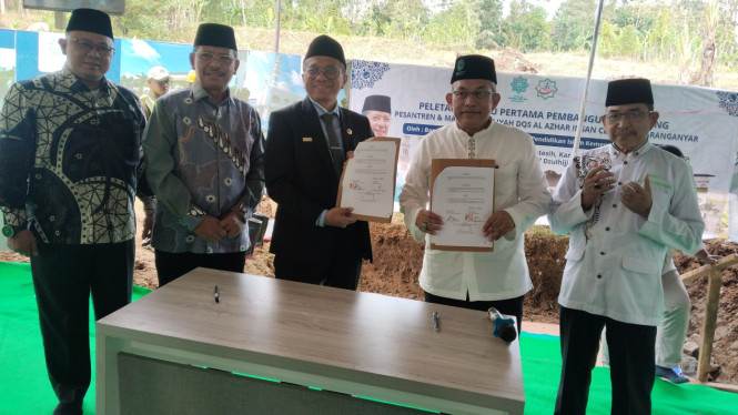 Dirjen Pendis Sebut Pesantren Harus Siap Hadapi Era Sains dan Teknologi di Karanganyar