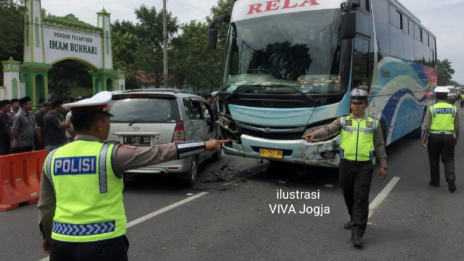 Pengamanan Pengajian di Karanganyar Berujung Kecelakaan, Dua Anggota Satlantas Terluka