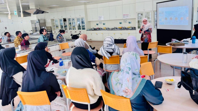 Dosen UMY bersama diaspora muslim Indonesia di Jepang, khususnya di Hokkaido