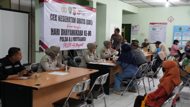 Polda DIY gelar cek kesehatan gratis dalam rangka memperingati Hari Bhayangkara ke-80.