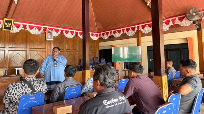 UNY Gelar peningkatan kapasitas untuk Karang Taruna Pacarejo, Semanu, GK.
